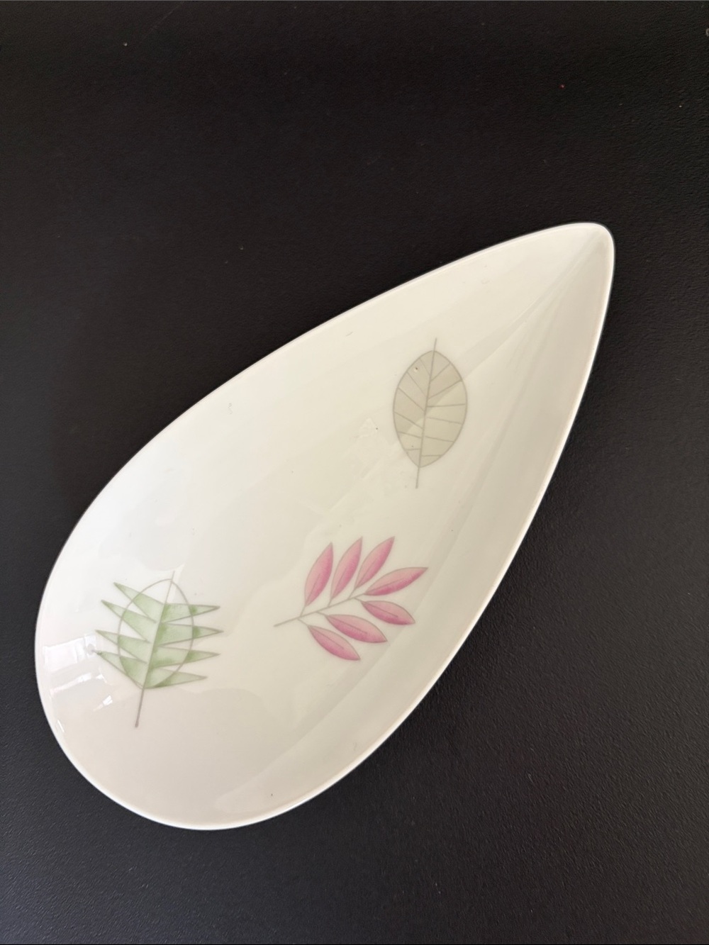 Porcelain Teardrop Spoon Rest or trinket dish